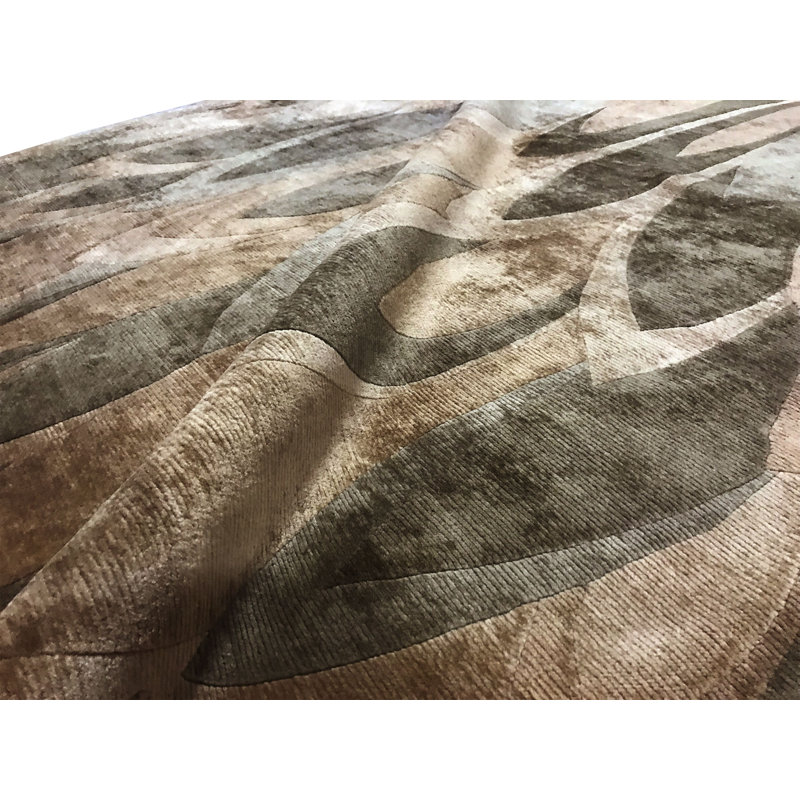 Wool Area Rug in Brown