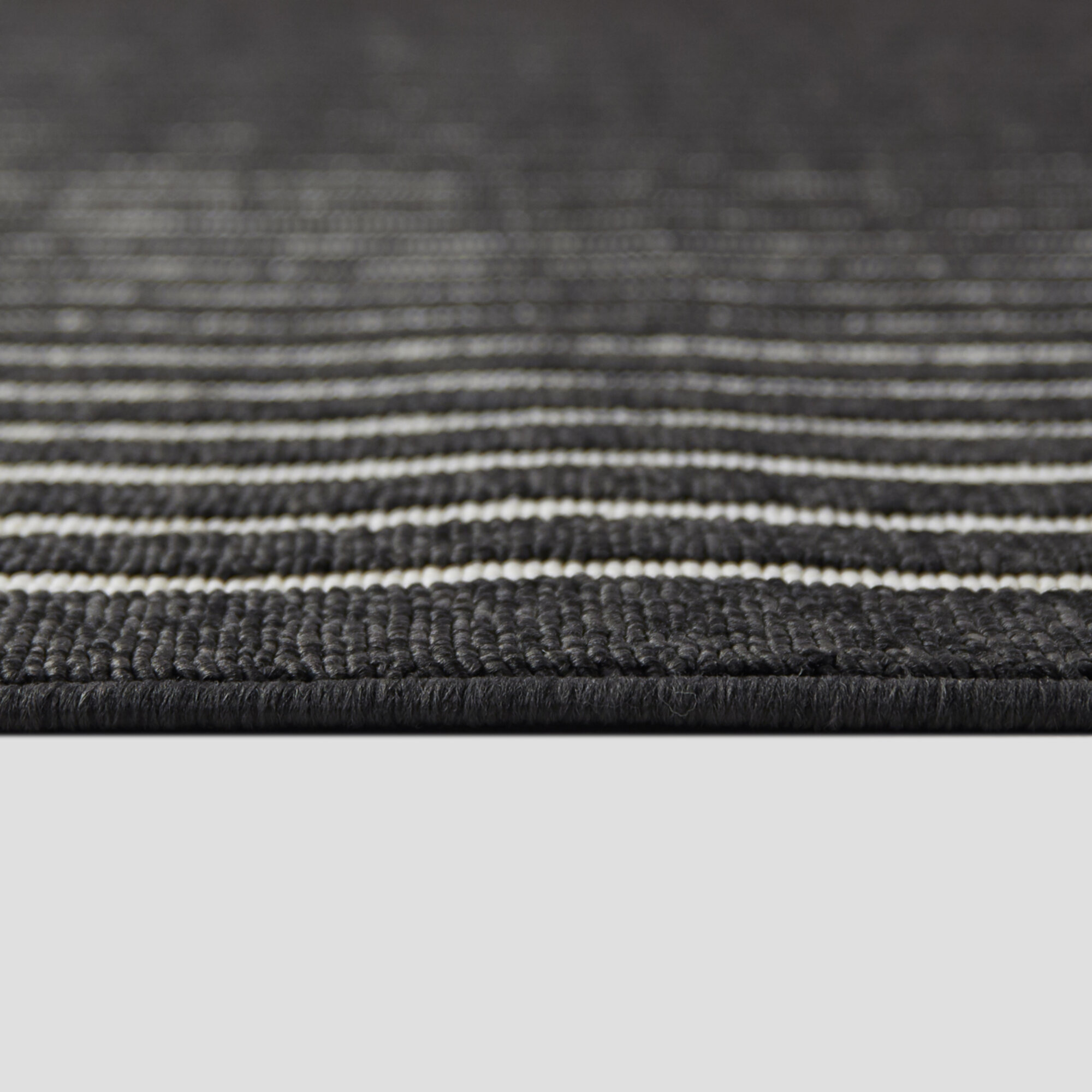 Sophia Black Indoor/Outdoor Rug, Rectangle 7'10" x 10'