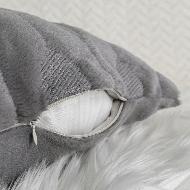 Housses de coussin en fausse fourrure Tatami, Gris anthracite