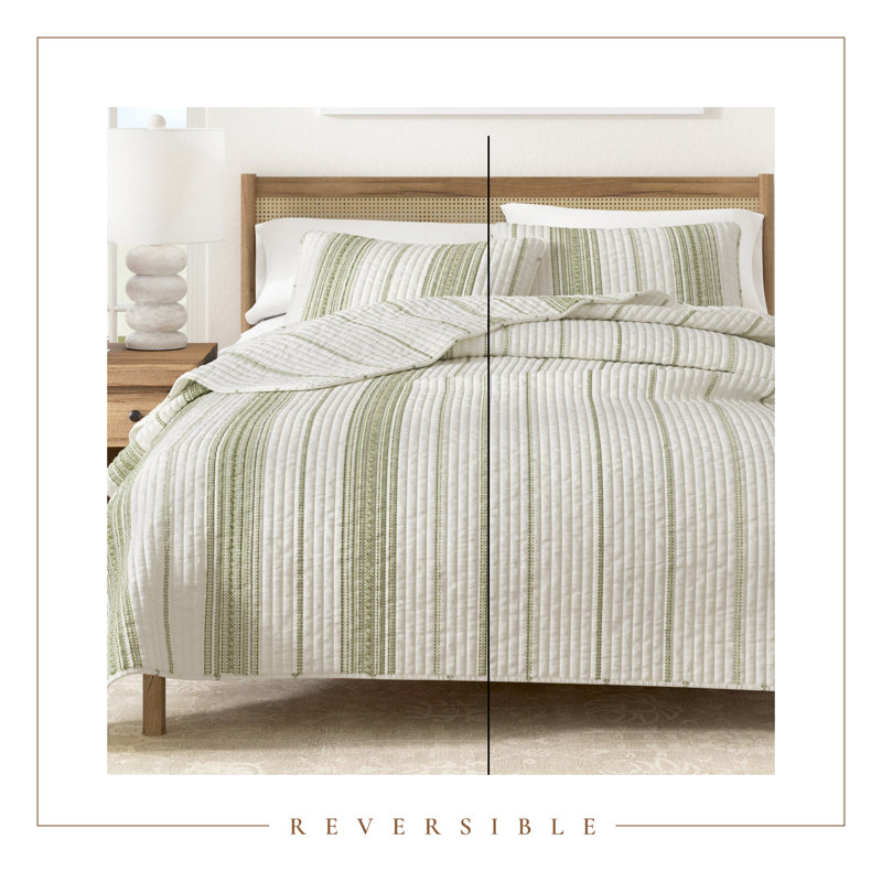 Twin/Twin XL White and Green Striped Cotton Quilt Bedding Set