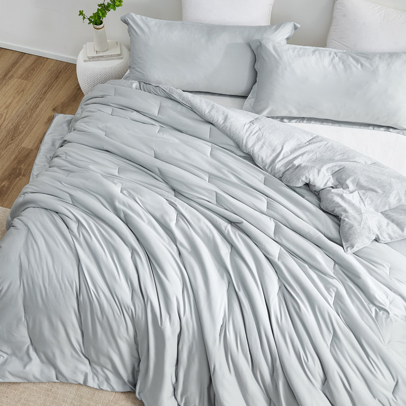 Cooling Lightweight Coma Inducer Oversized Comforter, King Comforter + 2 King Shams, Glacier Gray