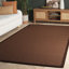Tapis brun en jute-941770708