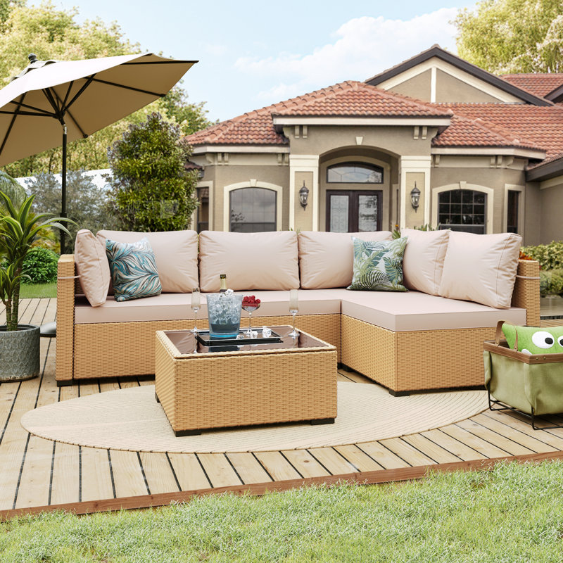 Ensemble de conversation 5 pièces en rotin beige avec décorations beiges pour l'extérieur, Beige