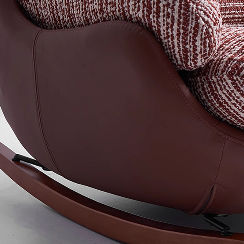 Chaise berçante confortable et ergonomique