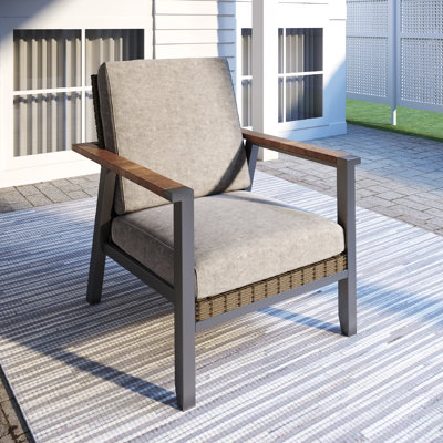 Chaise longue de patio avec coussins Bertolde