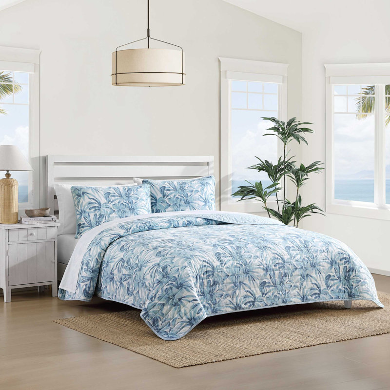 Tommy Bahama Aubrey Cotton Reversible Quilt Set, Blue Floral, Queen Quilt + 2 Standard Pillow Shams