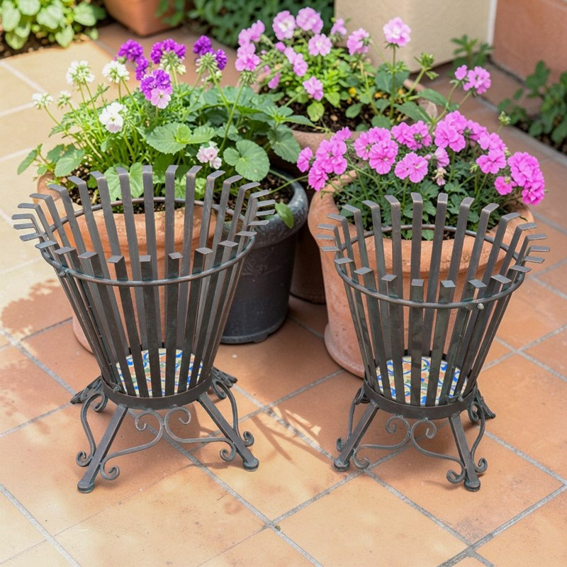Porte-bois de chauffage en bronze Antigone, Bronze Antique