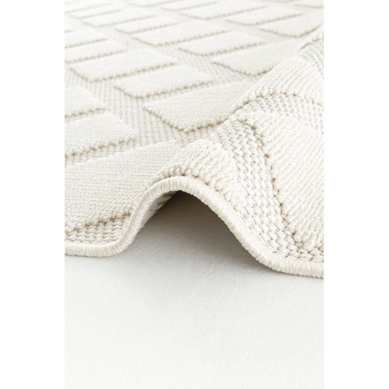 Reyleigh Geometric and Geometric Shapes Indoor / Outdoor Area Rug, Rectangle 6'7" x 9'6"