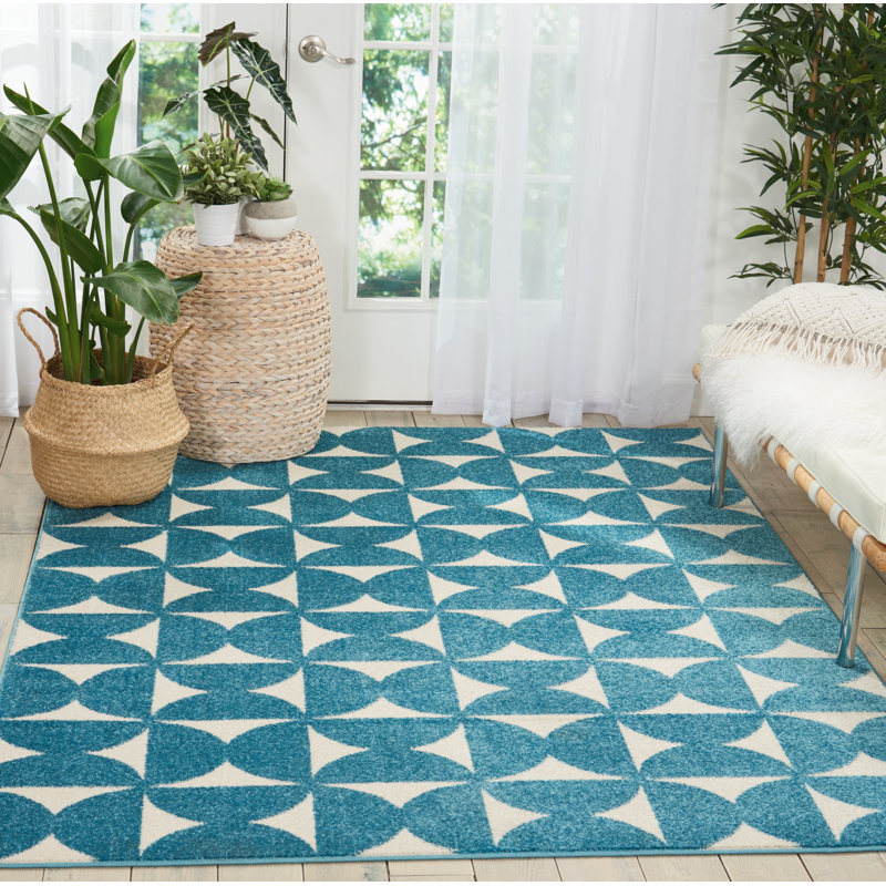 Petrina Geometric Indoor Rug, Rectangle 4' x 6'