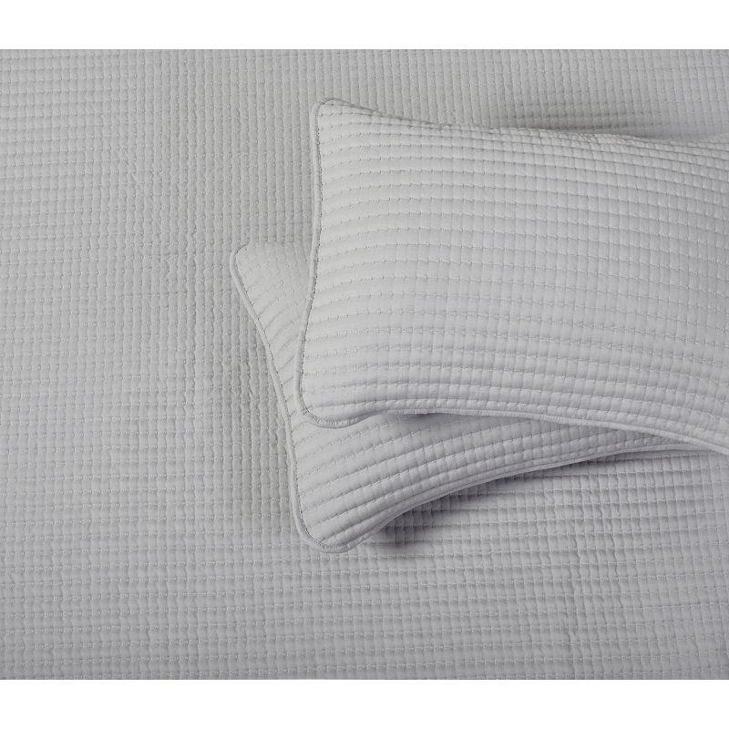 Aurelia Polyester Quilt Set, Queen Quilt + 6 Additional Pieces, Light Gray