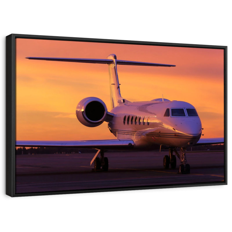 «Parked Business Plane Wall Art», H 13 po x l 19 po