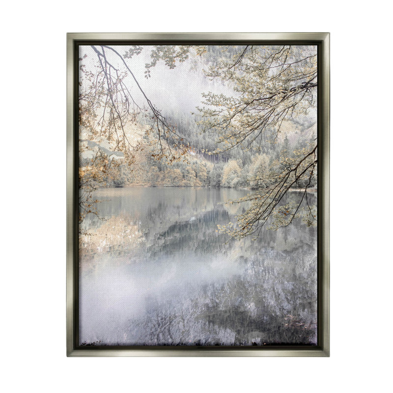 Art mural sur toile flottant, "Foggy Pond" par Irene Weisz, H 21 po x l 17 po x P 1,7 po, Cadre flottant gris lustré