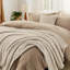 Lit toutes saisons Boho Best Bed dans un sac avec jeté et coussin décoratif, édredon léger - 89GSM-110508848-110508852