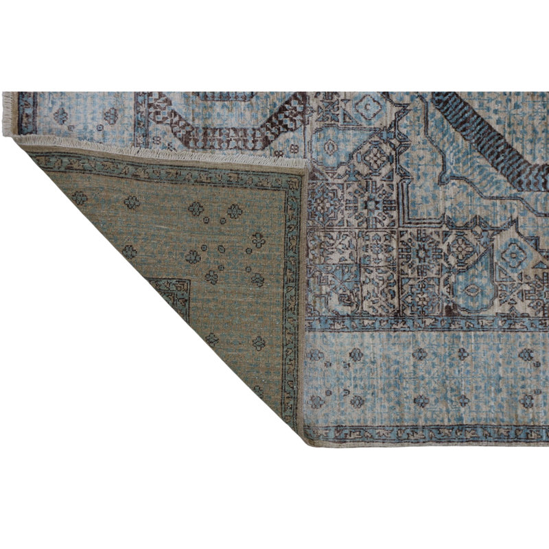 Hand Knotted Wool Area Rug in Beige, Rectangle 4'11" x 6'10"