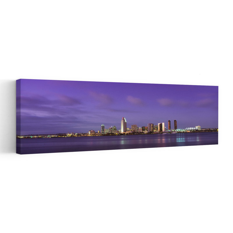 États-Unis, Californie, San Diego, crépuscule, architecture contemporaine, art mural urbain, H 12 po x l 36 po