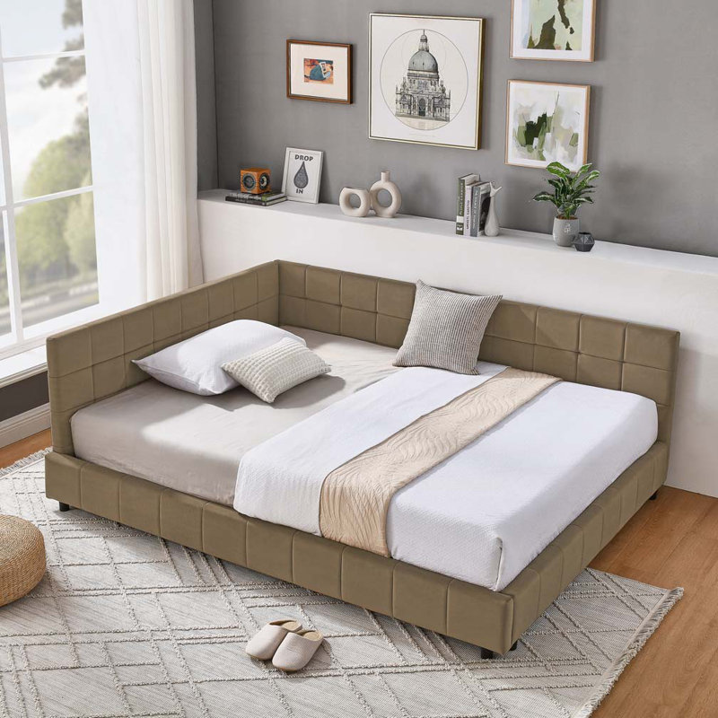 Velvet Daybed,Upholstered Tufted Bed Frame, Sofa Bed Frame with Comfortable Backrest and Armrests, Full, Brown