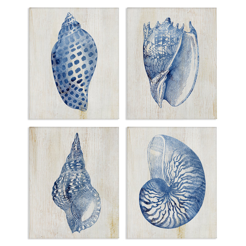 Ensemble de 4 toiles de coquillages bleus sur fond beige, design par Susan Arnot, H 14 po x l 11 po