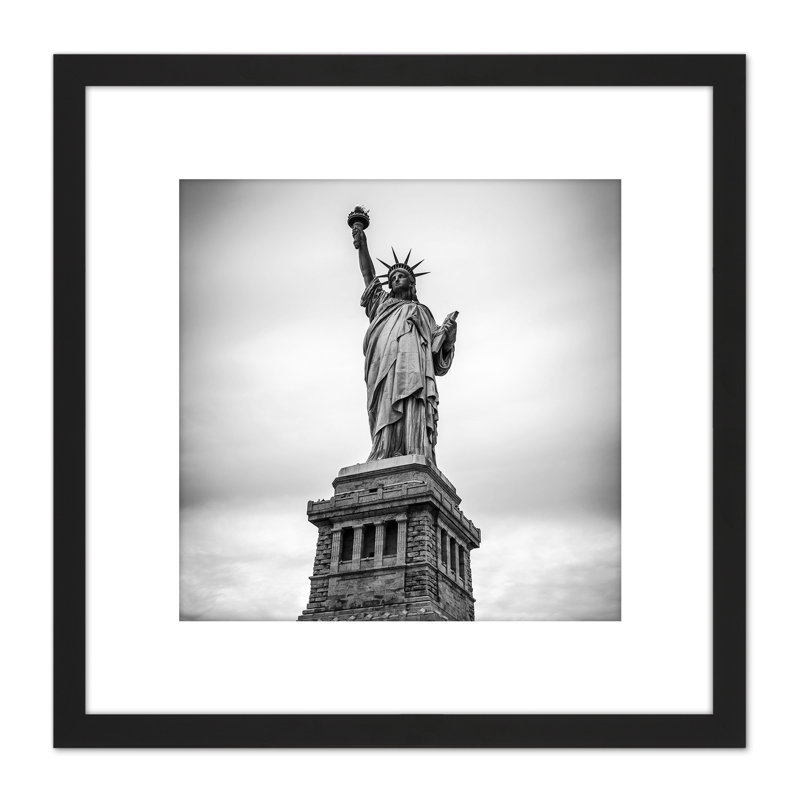 Statue Liberty New York Black White - Single Picture Frame Print