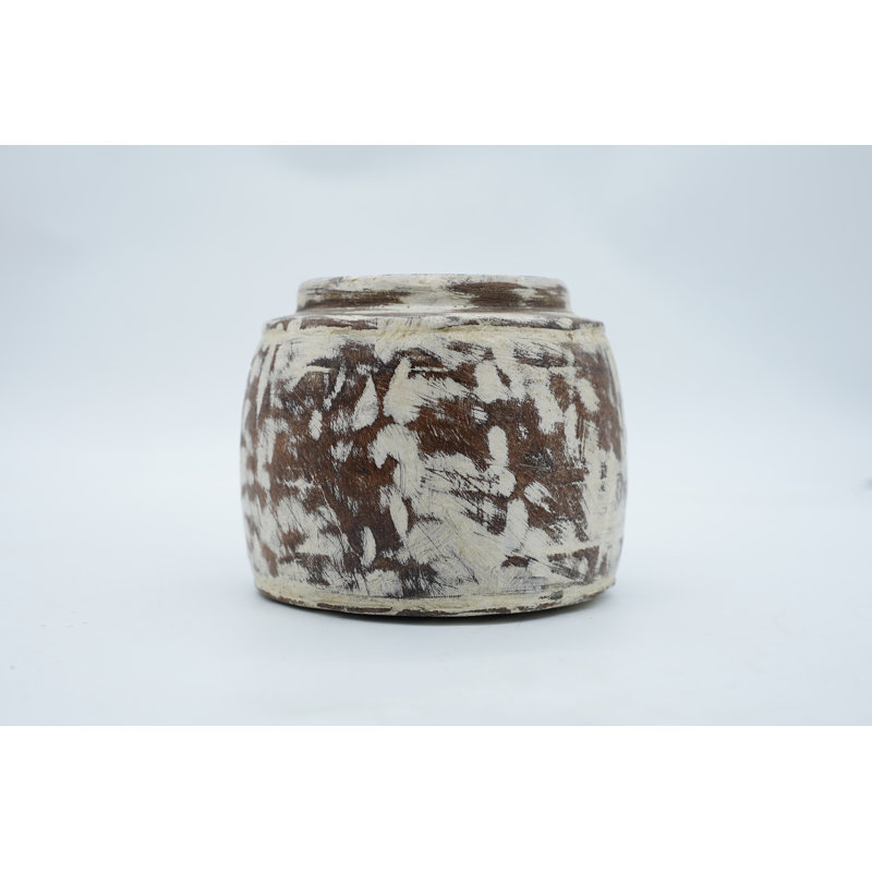  Sculpted Wooden Vase for Elegant Décor