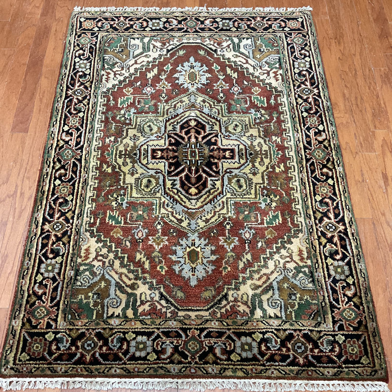  Handmade Heriz Wool Rug