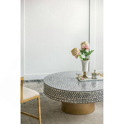 Table basse 35 po x 35 po x 16 po Capiz
