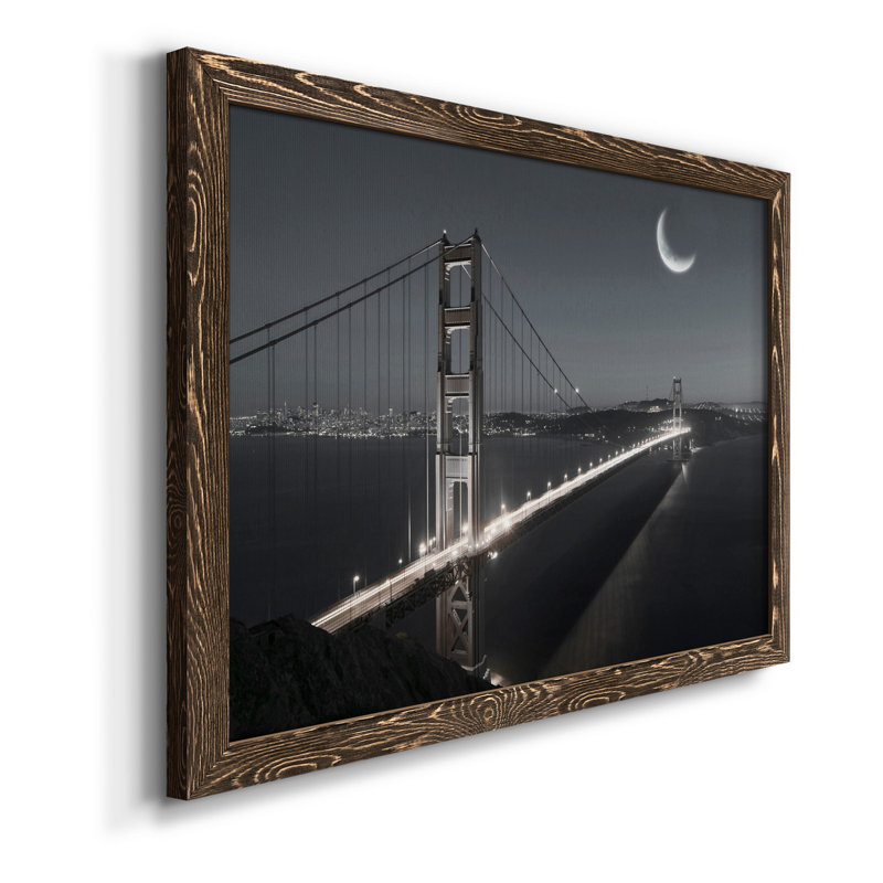 Moonrise - cadre photo, impression sur toile, Toile avec cadre en noyer, H 37,5 po x l 27,5 po x P 1,5 po