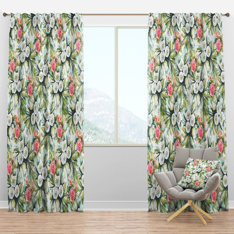 Roses blanches et rouges dans un motif transparent - Rideau floral - Velours obscurcissant - 1 panneau, l 52 po x L 120 po
