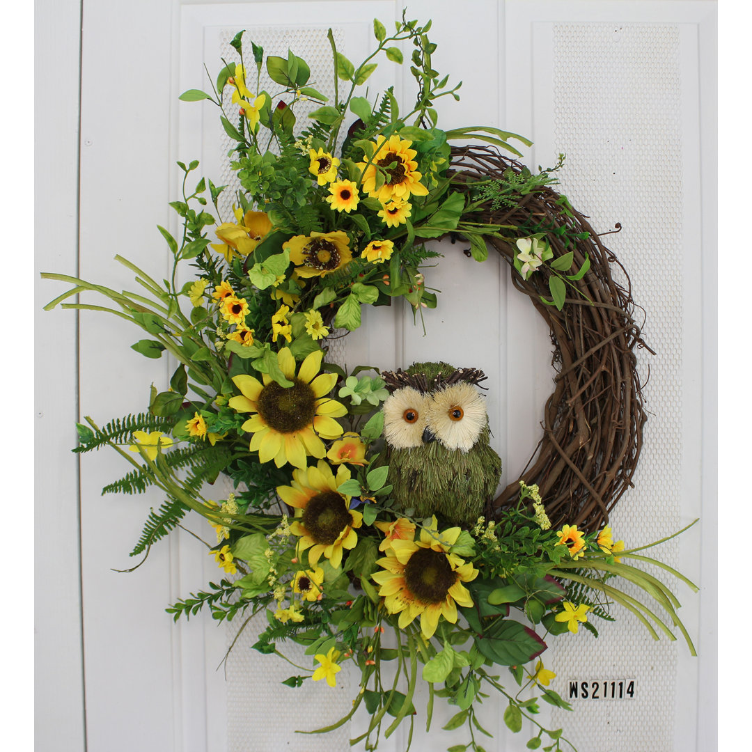 Handcrafted Faux Mixed Assortment Foam 24'' Wreath Primrue