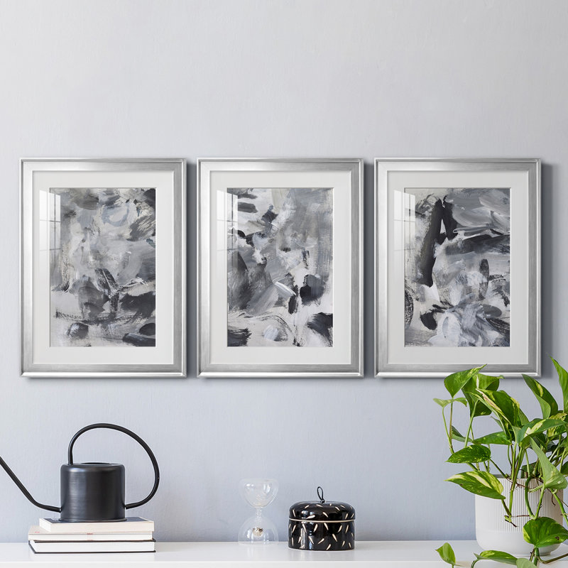 «Black and White Mix I», ensemble de 3 cadres photo, H 30,5 po x l 67,5 po x P 1 po, Cadre argenté