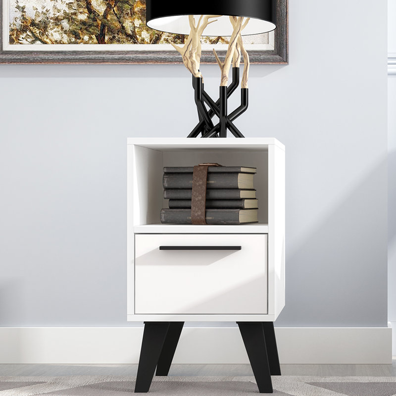 Bringger End Table, White