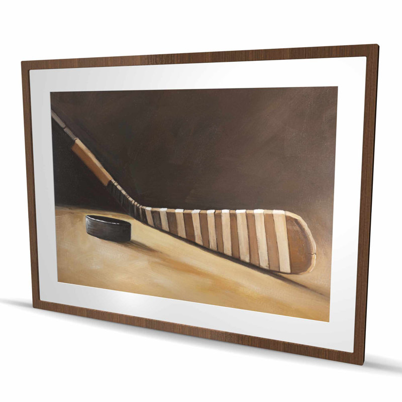 Stick and Hockey Puck - Reproduction matte encadrée noire pour la décoration