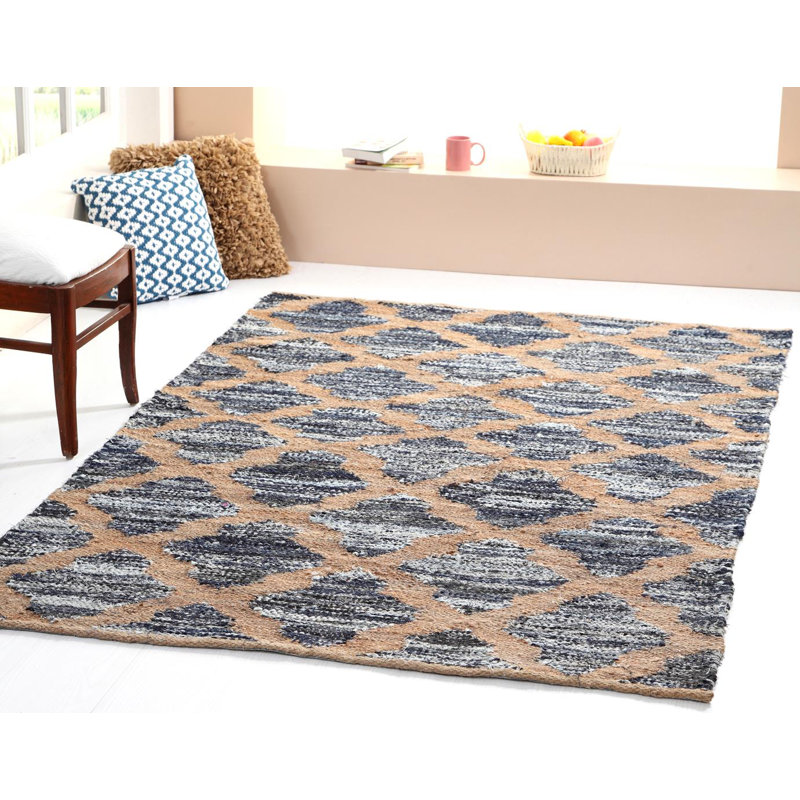 Tapis unique bleu / beige noué à la main à motif de losanges 6 pi x 9 pi Annalee