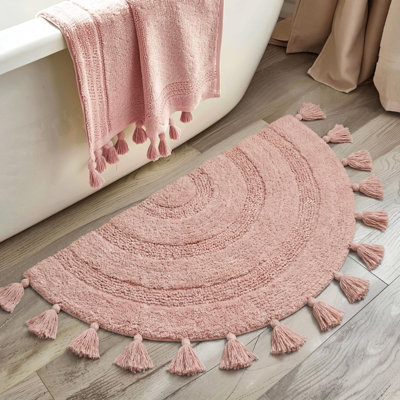 Tapis de bain demi-cercle Boho avec pampilles 100% coton, tapis de bain tissés à la main antidérapants Tapis de bain Boho lavables à la machine pour baignoire de salle de bain, rose rosé