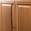 Poignée à tirer de la collection Bridges - Poignée d'armoire centrale à centrale en bronze huilé de 12 po - Quincaillerie transitionnelle et décorative pour tiroirs et armoires-116398529-11295914