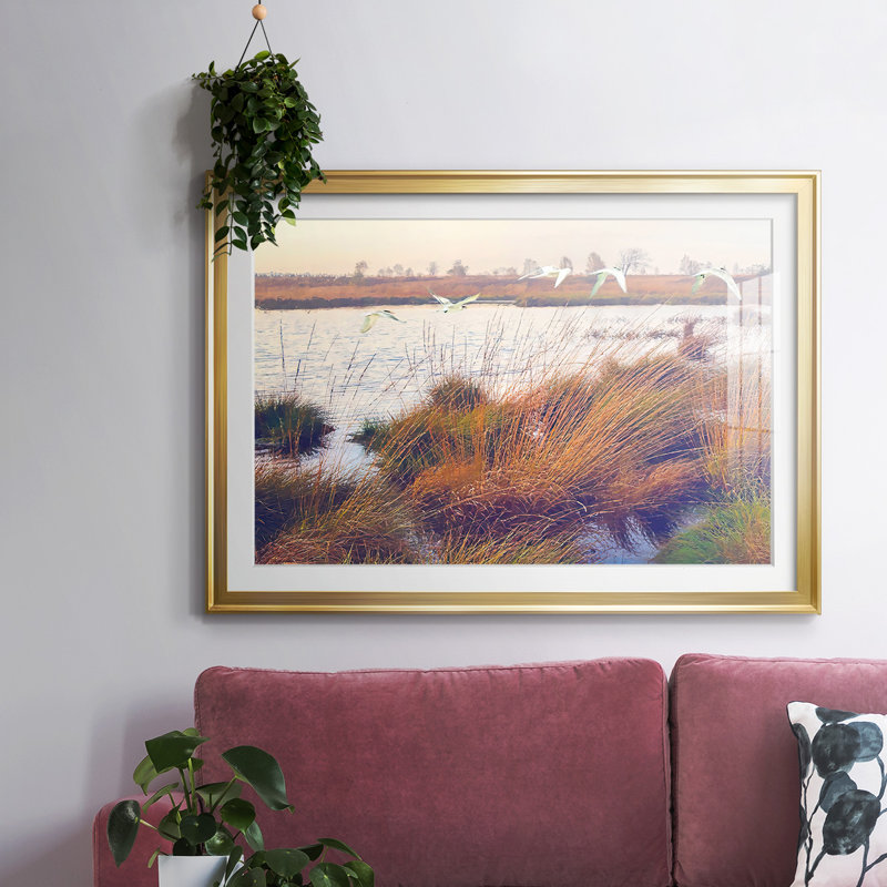 Marshland Hues I, reproduction d'art encadrée, Or, H 19 po x l 27 po x P 1,5 po