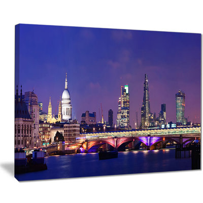 " London Night Panorama "