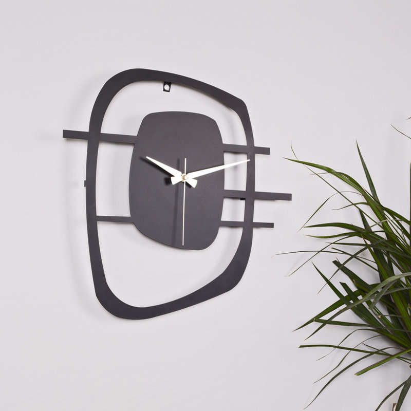 Amarmula Metal Wall Clock