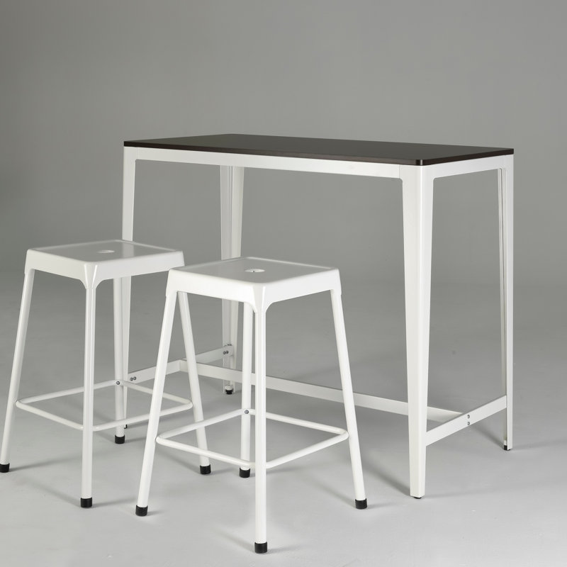 Tabouret de bar en métal thermolaqué