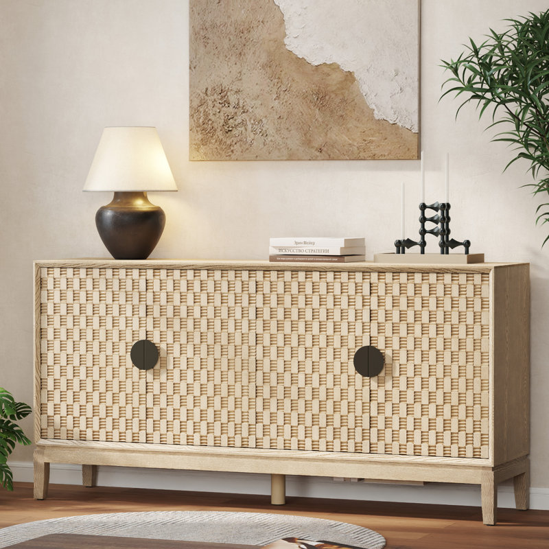 Buffet de 63 po de largeur avec pieds en bois massif