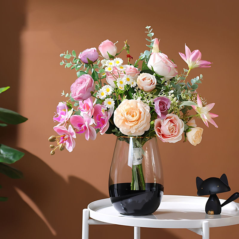 Composition d'assortiment mixte dans un vase