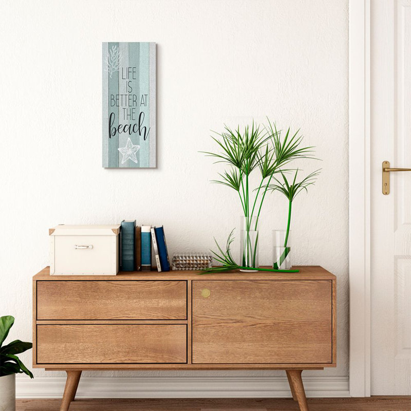 «Life is Better Beach Inspirational Word Wood Texture Design», impression sur toile, H 24 po x l 10 po x P 1,5 po