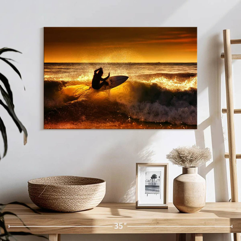 Surfer au coucher du soleil Sireci, H 16 po x l 24 po