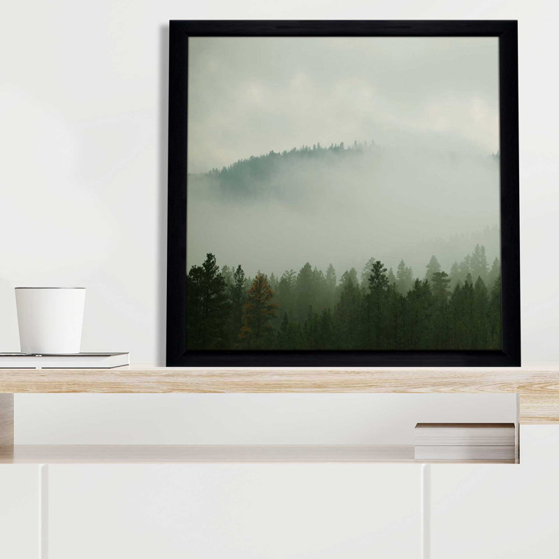 Verdant Country I par Carol Robinson - Peinture, L 37,5 po x H 37,5 po, Cadre noir