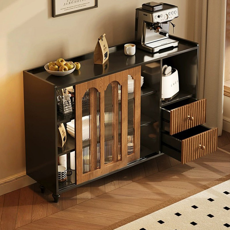 Buffet en noyer massif et bois manufacturé, H 39,37 po x l 56,3 po x P 15,75 po