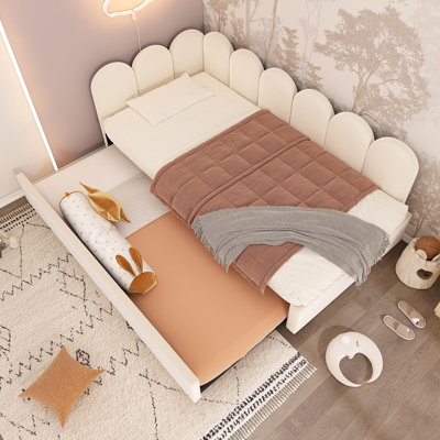 Daybed With Hydraulic Storage Bed Frame by Everly Quinn