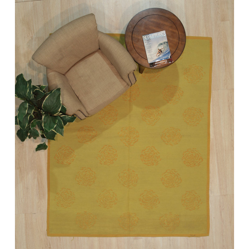 Tapis contemporain en laine tissé à plat jaune Kristjana