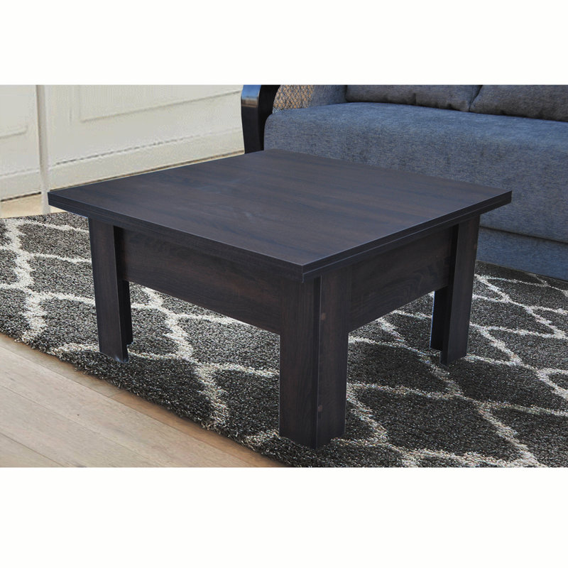 Table basse à 4 pieds