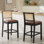 Tabouret de comptoir moderne de 26 po avec dossier en rotin et structure en bois