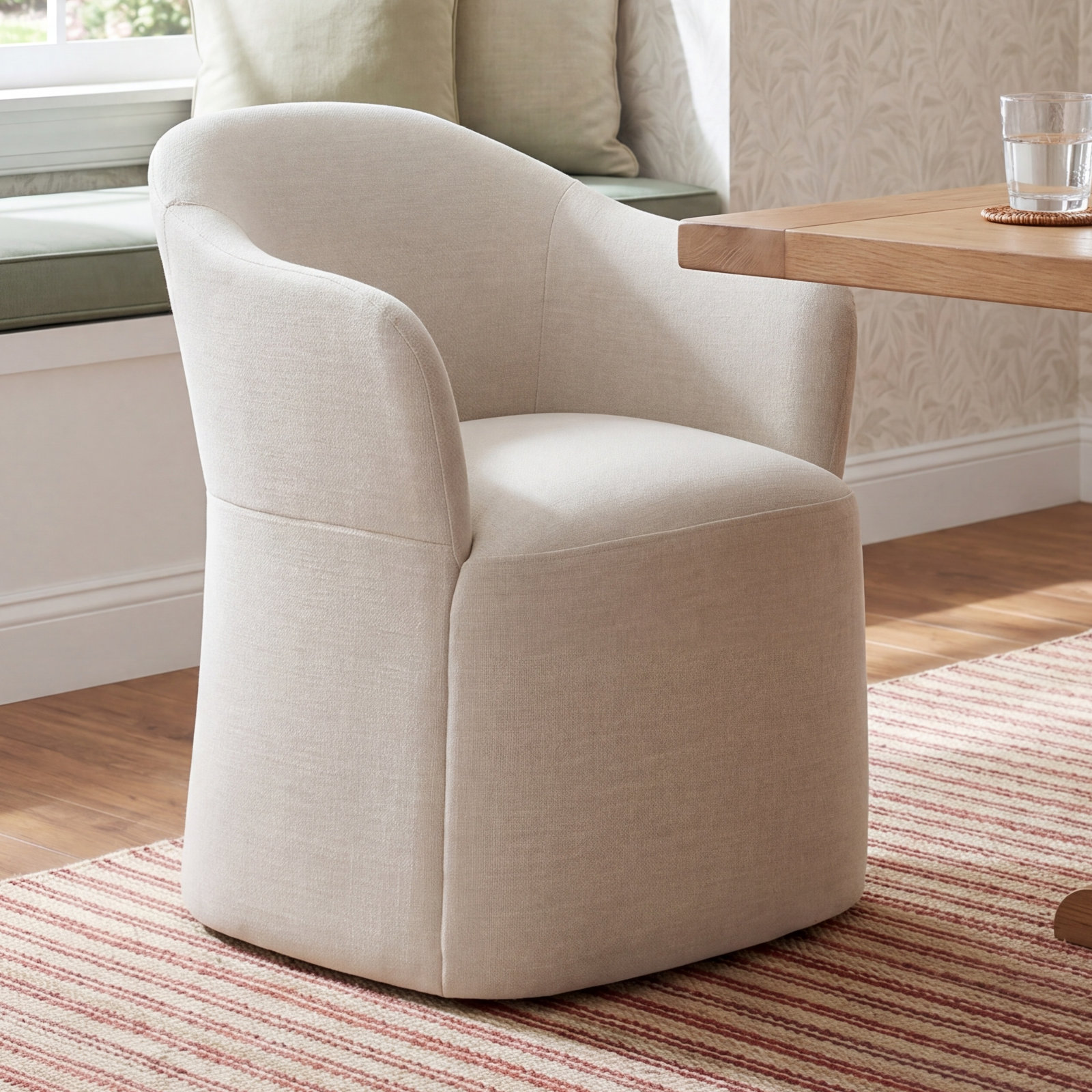 Janina Armchair, Effie Linen Performance Linen