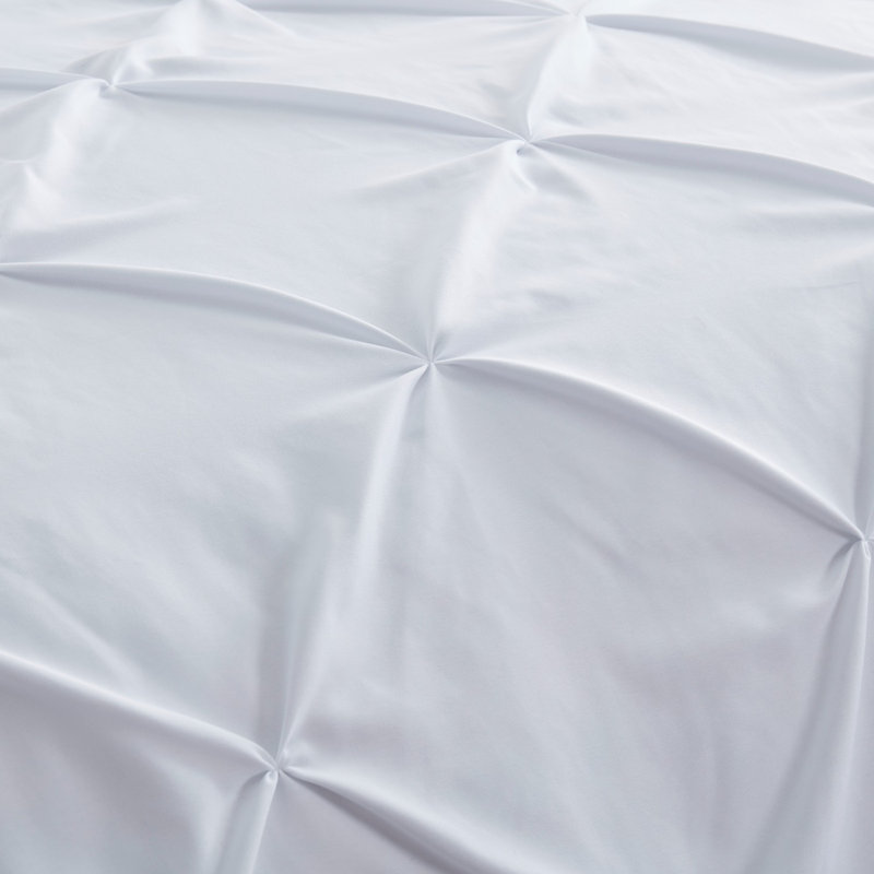 White Microfiber Pintuck Queen Duvet Cover Set